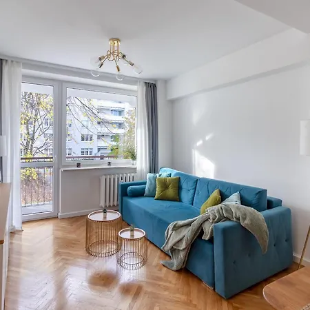 Urban Chic - One-bedroom Near Polin Museum, Anielewicza